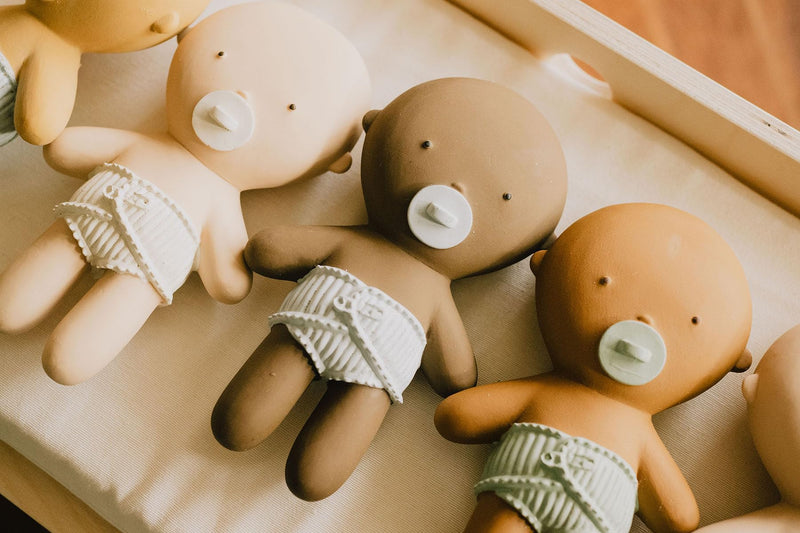 We are Gommu - Mini Baby Almond (Honey)