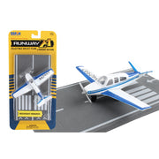 Daron - Runway24 Beechcraft Bonanza - Limolin 