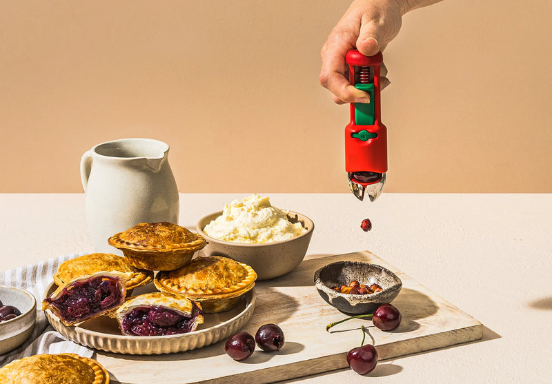 Dreamfarm - Hullapit 18/CDU Berry Huller & Pitter