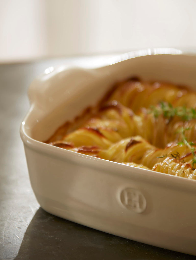 Emile Henry Baking Dish Ultime, Square, 28x24x7.5cm, 1.8L - Limolin 