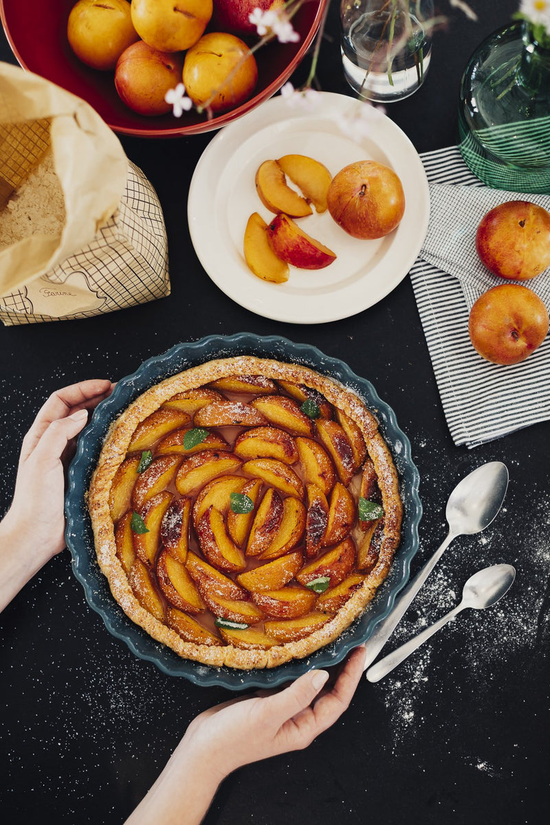 Emile Henry Deep Flan Dish, D-29cm/11.5" 2L/2.1qt - Limolin 