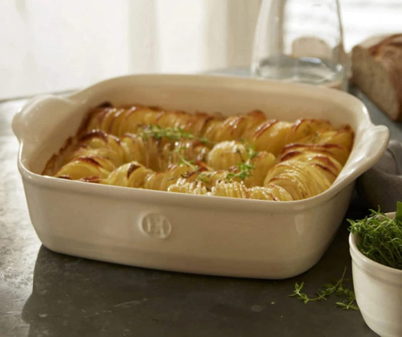 Emile Henry Rectangular Baking Dish 35x25.5cm/14x10" - Limolin 
