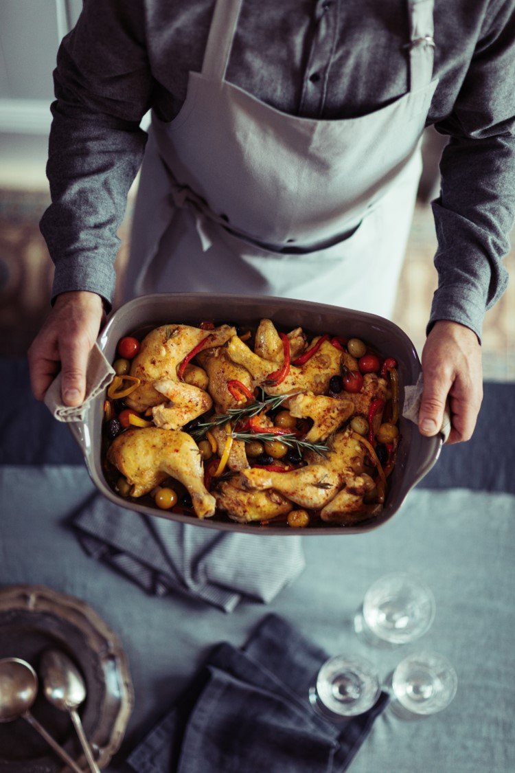 Emile Henry Rectangular Baking Dish 35x25.5cm/14x10" - Limolin 