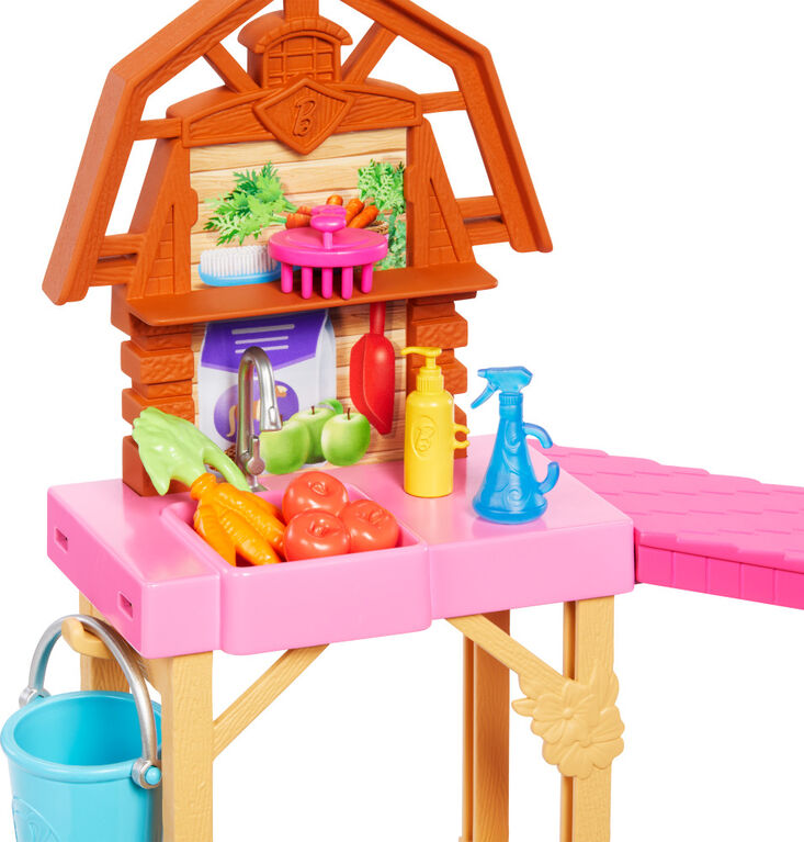 Mattel - Barbie - RENEE's SMALL HORSE NURTURING PLAYSET