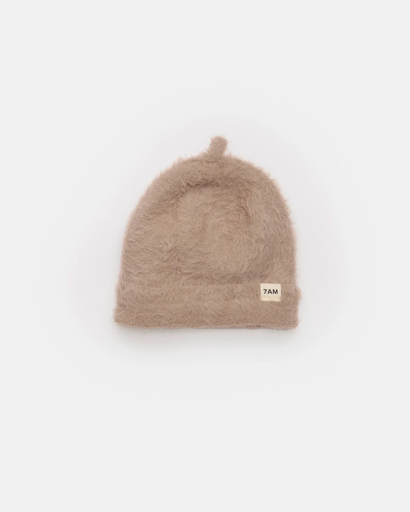 Slouchy Beanie • Furry