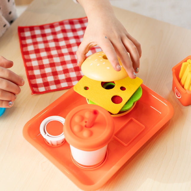 Fat Brain Toys - Pretendables Burger and Fries - Limolin 