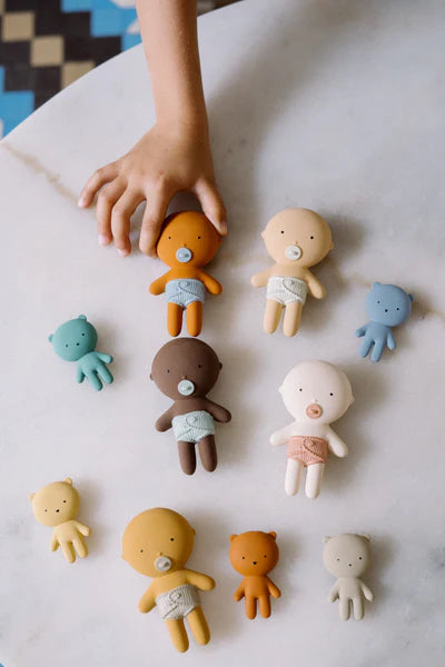 We are Gommu - Gommu Pocket