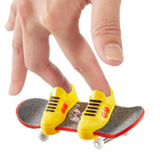 Hot Wheels - Collector Series - Skate Fingerboard Assorted Styles - Limolin 