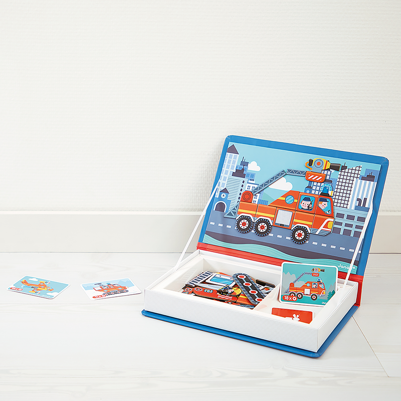 MAGNÉTI'BOOK - FIREFIGHTER