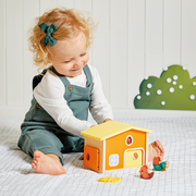 FARM: MY FIRST CHICKEN COOP