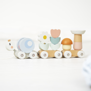 SWEET COCOON: SNAIL TRAIN