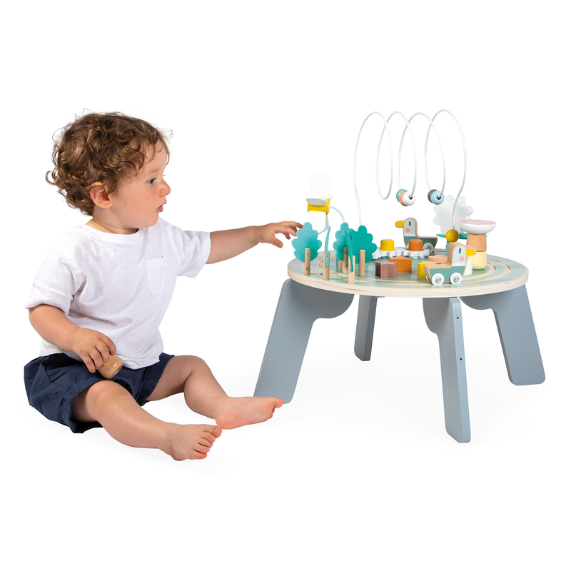 SWEET COCOON: GARDEN ACTIVITY TABLE
