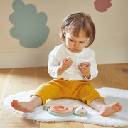 SWEET COCOON: STACKABLE SENSORY SNAIL