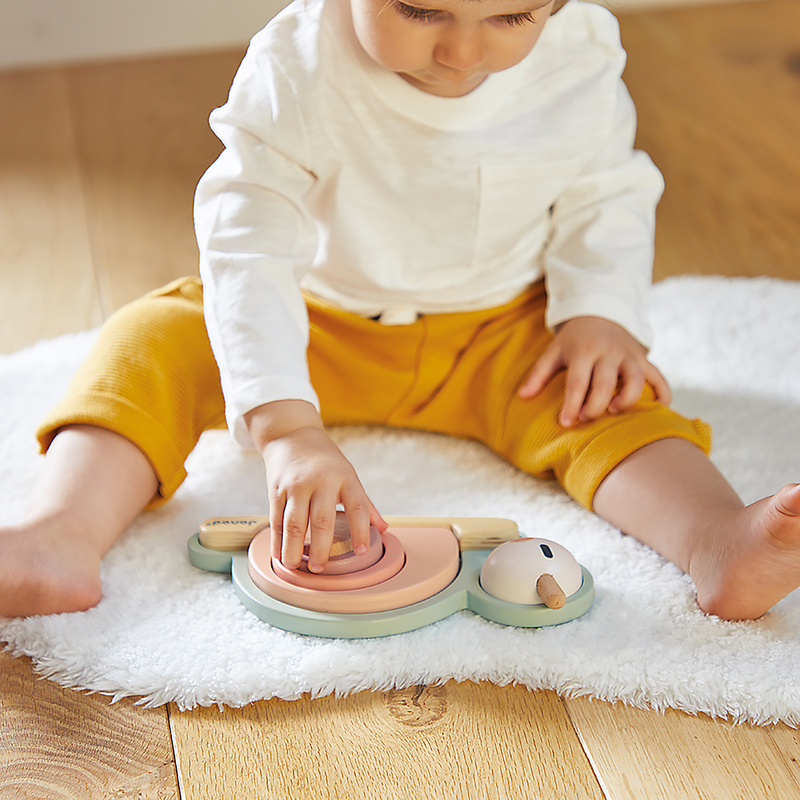 SWEET COCOON: STACKABLE SENSORY SNAIL