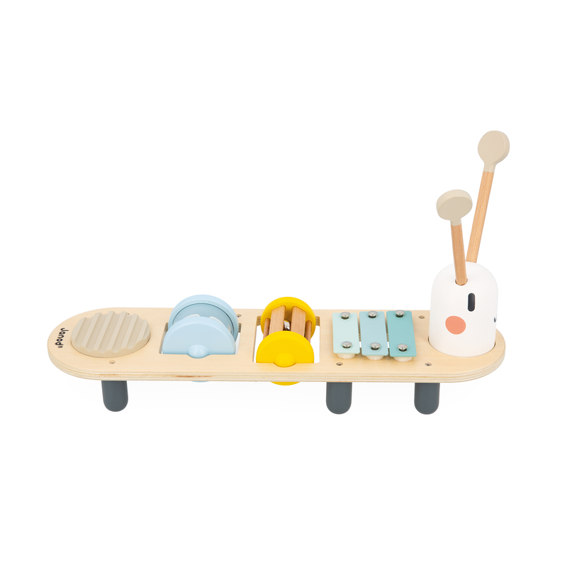SWEET COCOON: CATERPILLAR MUSICAL STAND