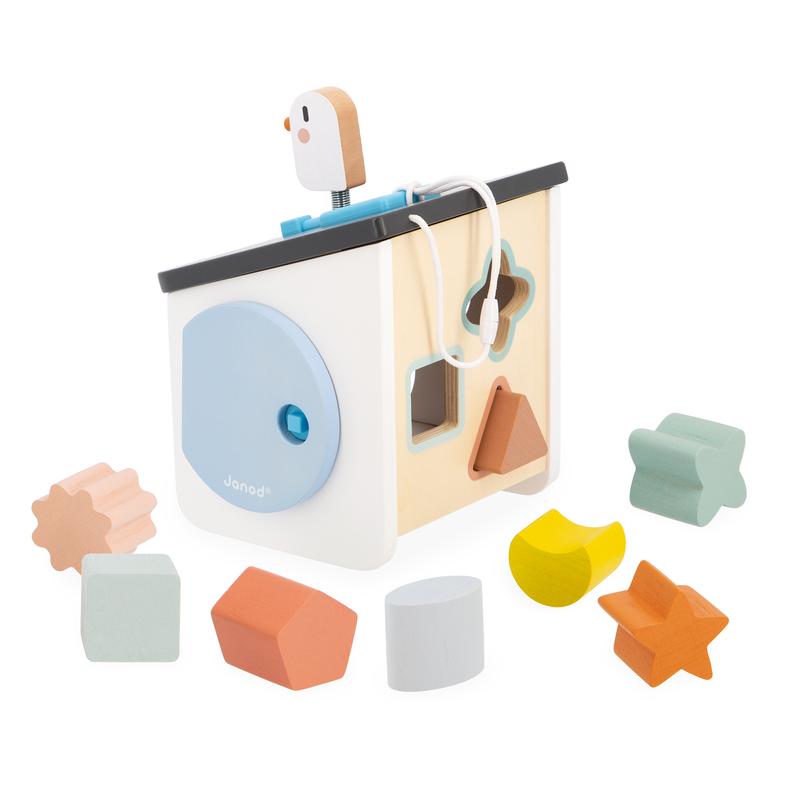 SWEET COCOON: BIRD HOUSE SHAPE SORTER