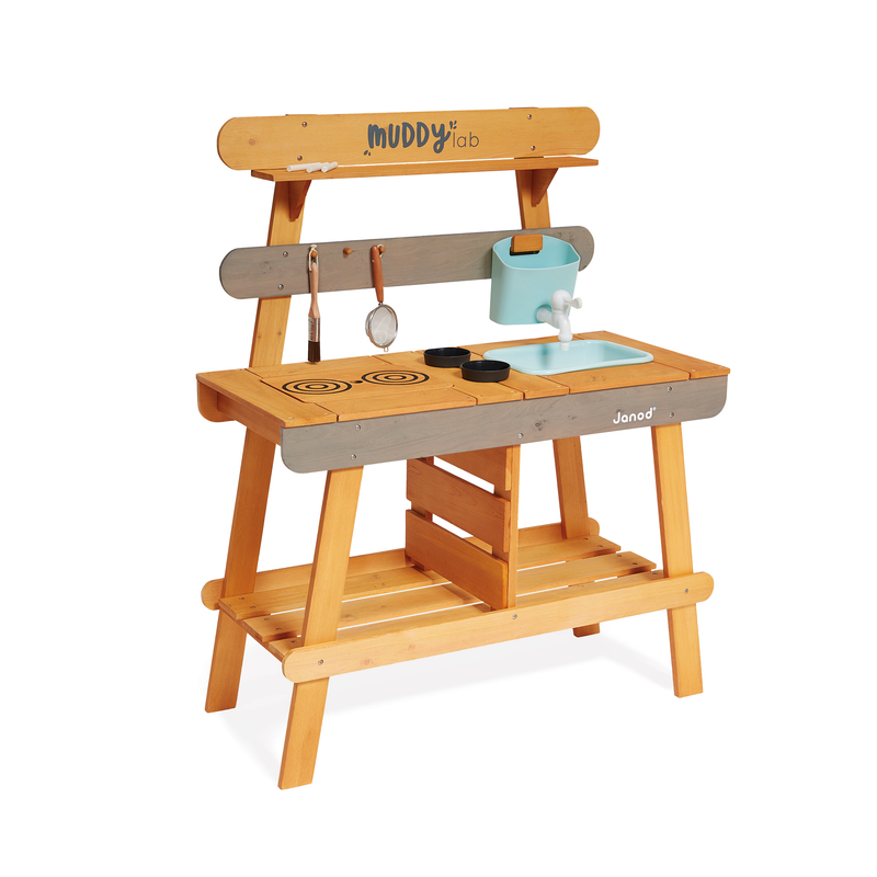 MUDDY LAB - OUTDOOR KITCHEN