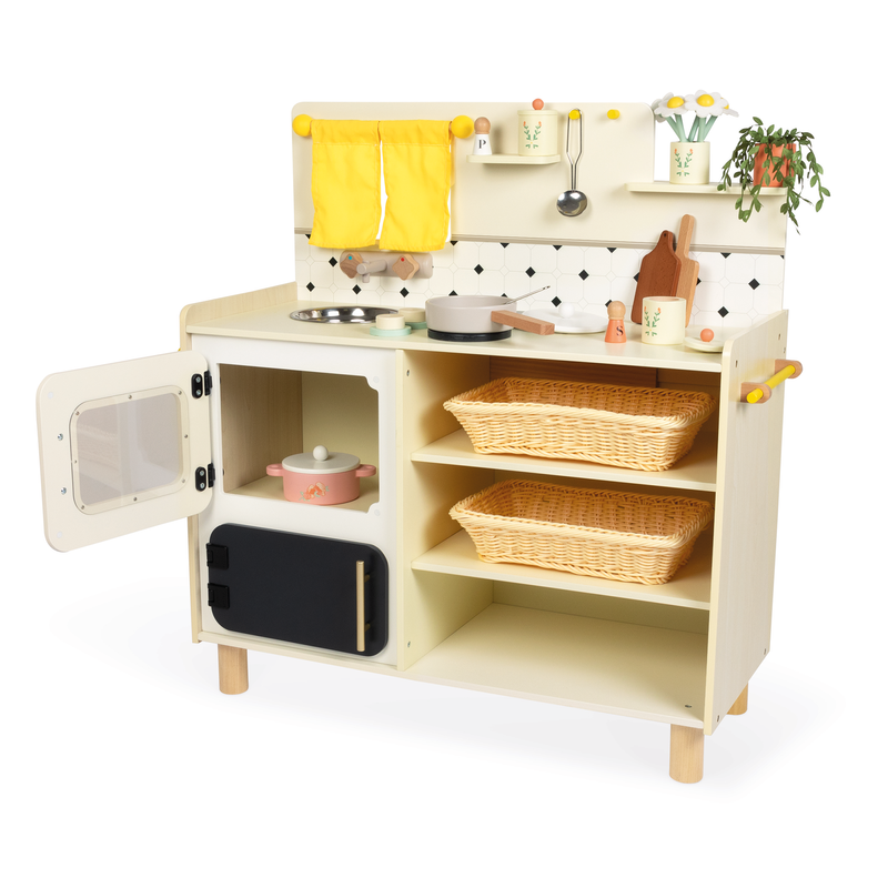 MAMIE SOLEIL: BIG EQUIPPED KITCHEN