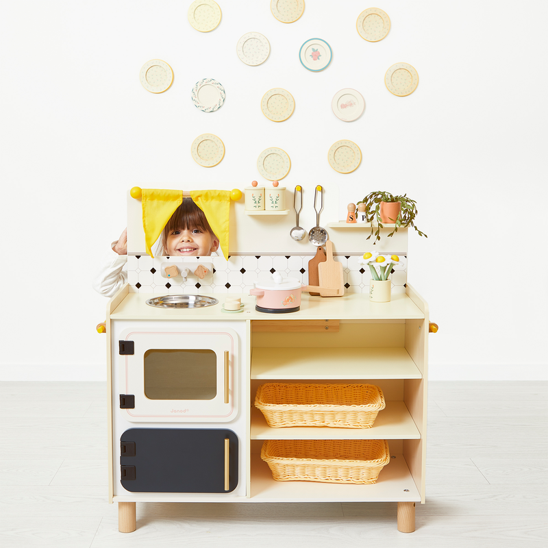 MAMIE SOLEIL: BIG EQUIPPED KITCHEN