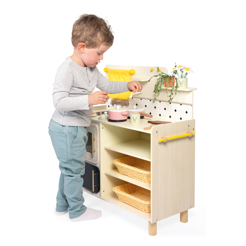 MAMIE SOLEIL: BIG EQUIPPED KITCHEN