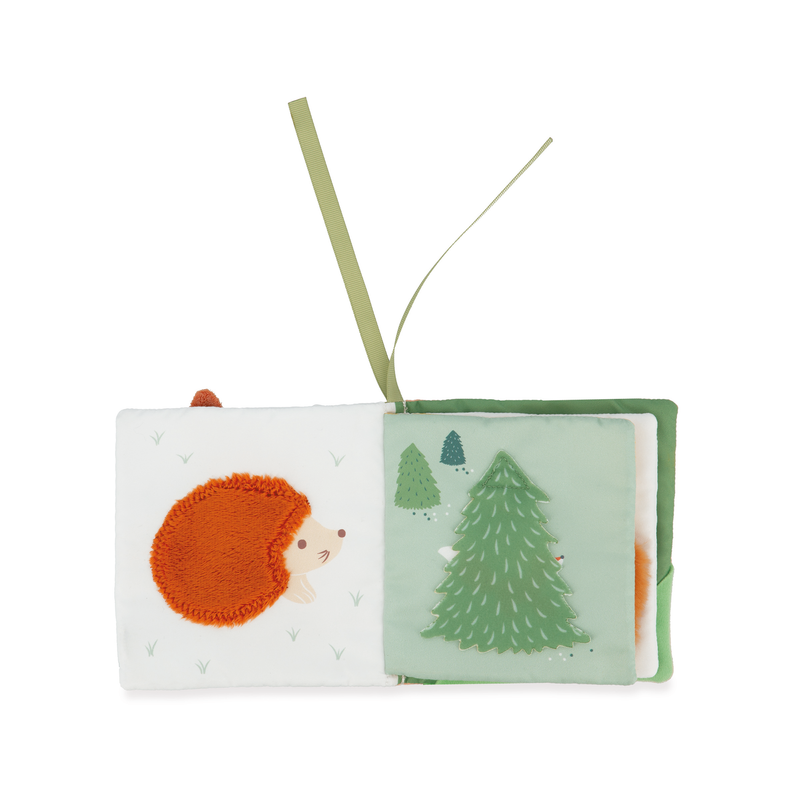 PICTURE BOOK - PAPRIKA IN THE FOREST