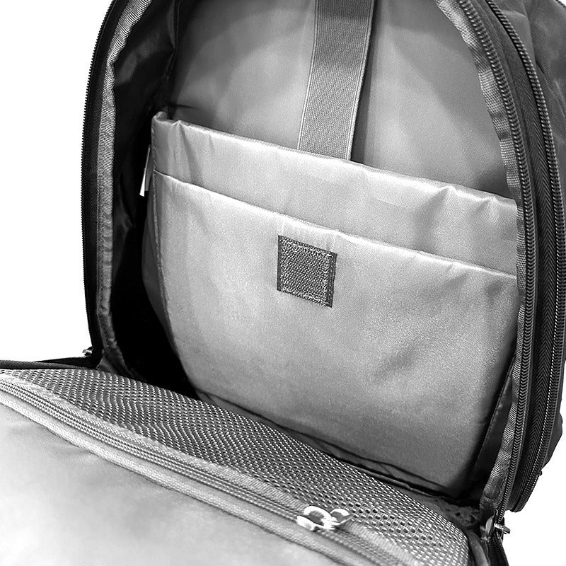 KlipXtreme – Sac à dos extensible XpandPack pour ordinateur portable 15,6 po – Noir – KNB-650BK