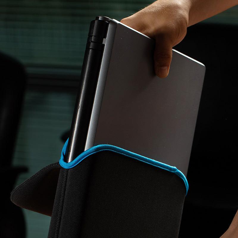Klipxtreme - Laptop Sleeve - Kolours (KNS - 415BL) - Limolin 