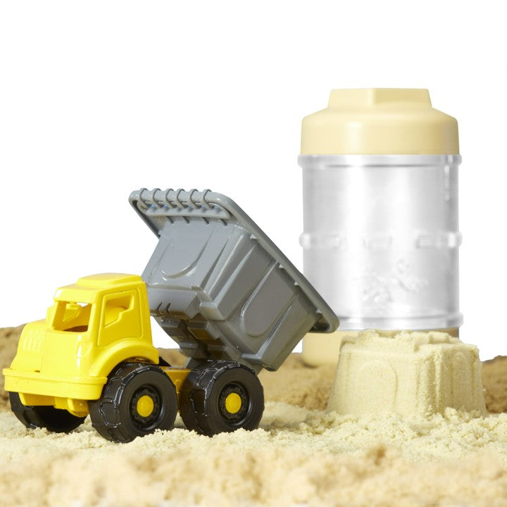 Wonder Factory - Never-Dry Sand Construction Truck - Dump Truck - construction play detail