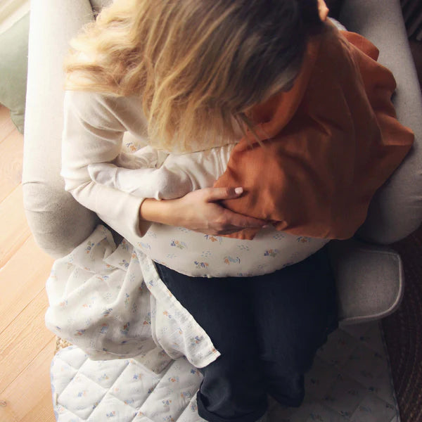 Avery Row - Nursing pillow Coastline