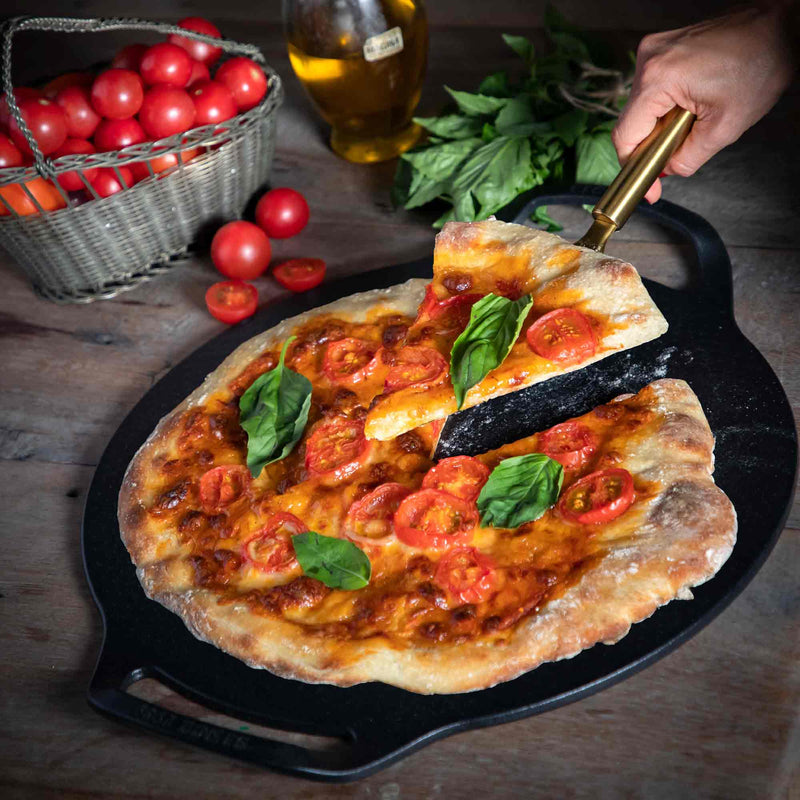Victoria - Cast Iron Pizza Pan - 38 cm