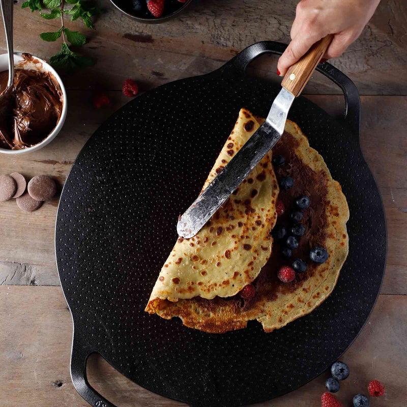 Victoria - Cast Iron Pizza Pan - 38 cm