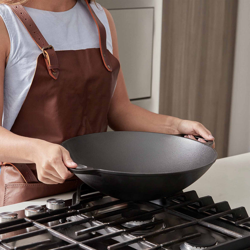 Victoria - Cast Iron Wok - 35.5 cm