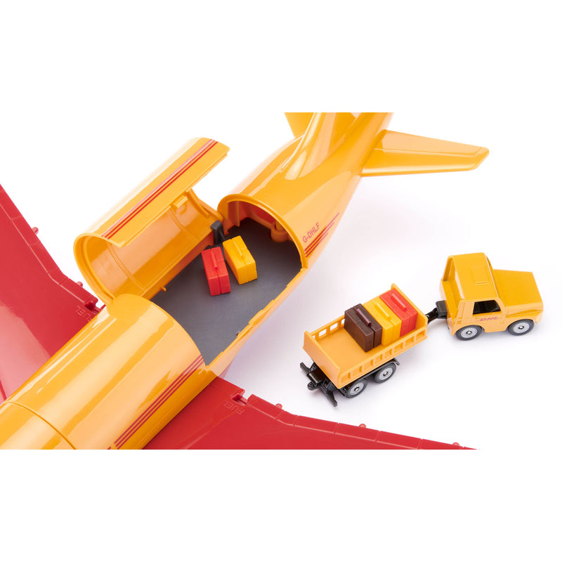 DHL CARGO AIRCRAFT WITH ACCESSORIES