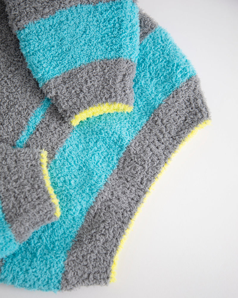 7AM - Boxy Sweater - Fuzzy