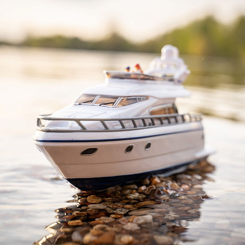 Siku - Heavy Haulage Transporter With Yacht - Limolin 