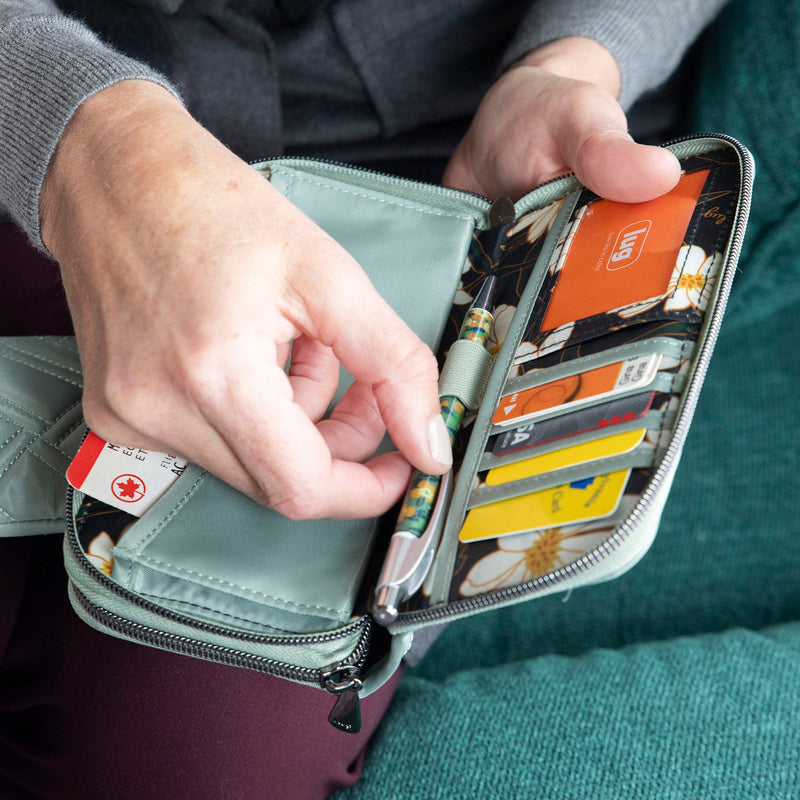 LUG - Splits XL Wristlet RFID Wallet