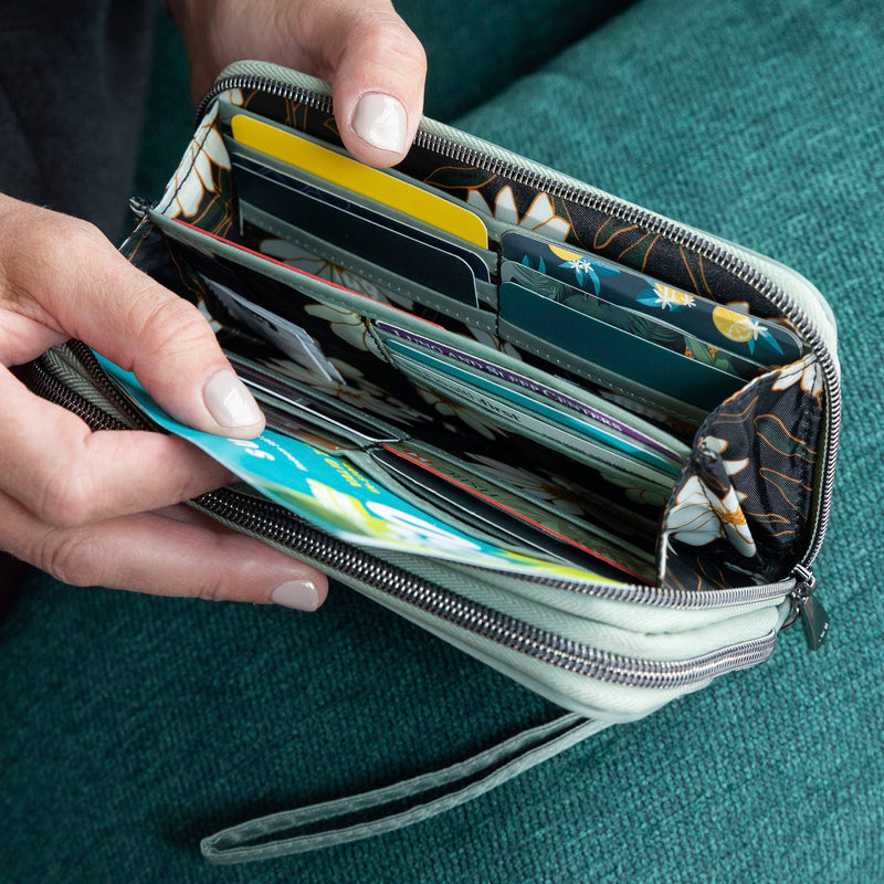LUG - Splits XL Wristlet RFID Wallet