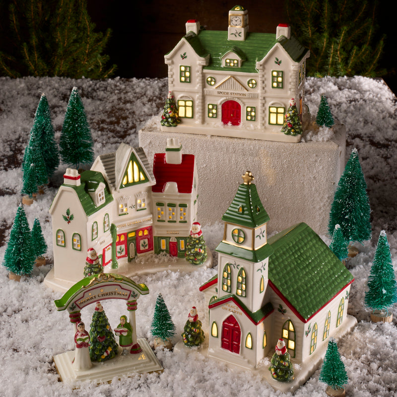 Spode - Christmas Tree - Village Christmas Carolers - Limolin 