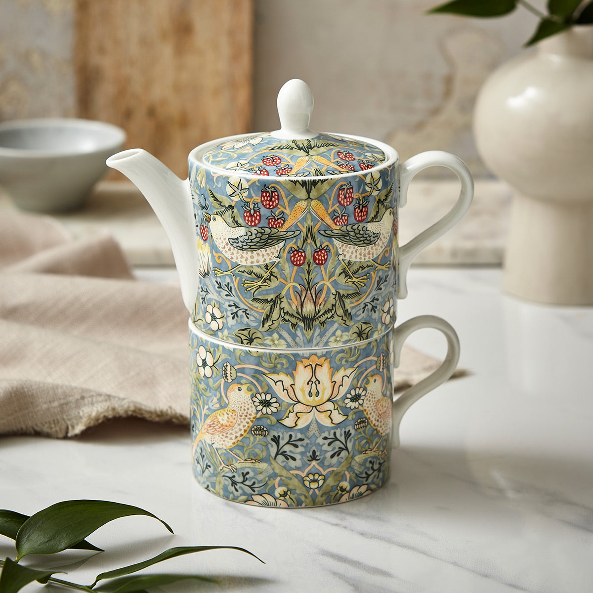 Spode Strawberry Thief Tea Set - Thumbnail 5
