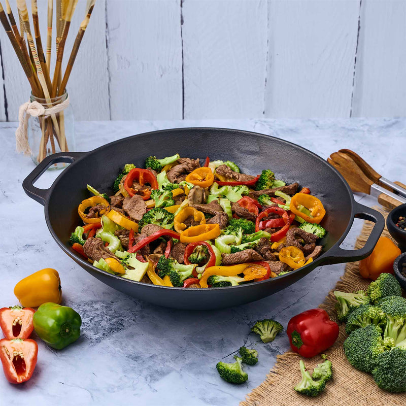 Victoria - Cast Iron Wok - 35.5 cm