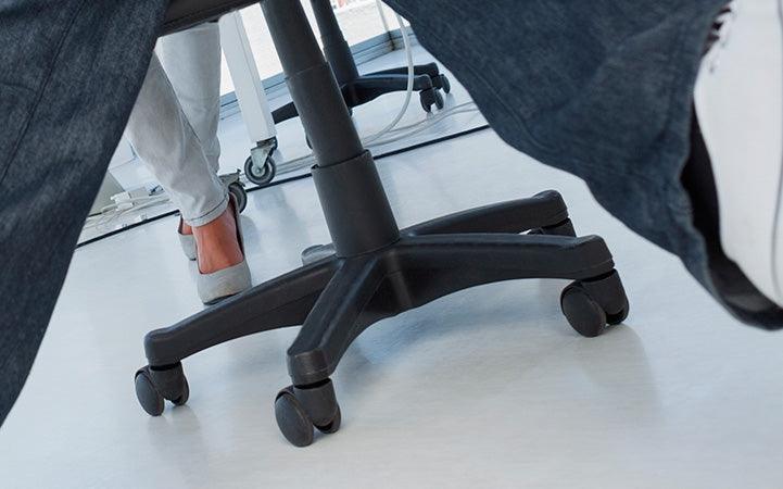 Xtech - Chair - Student Chair with armrest (AM160GEN76) - Limolin 