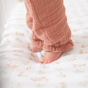 aden + anais - Crib Sheet Furniture Girl