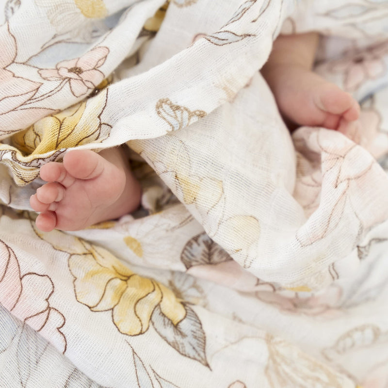 aden + anais - Organic Swaddles Mother & Baby Organic Swaddles | Earthly - Girl