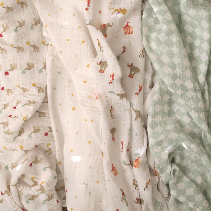 aden + anais - Swaddles - Box Mother & Baby Swaddles - Box | Elephant Circus - Neutral