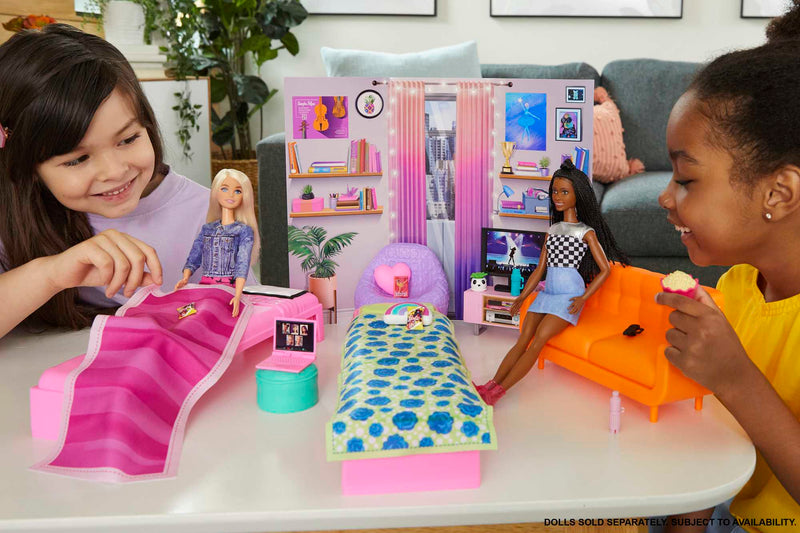 Barbie - Dorm Room Playset - Product detail or play view 2
