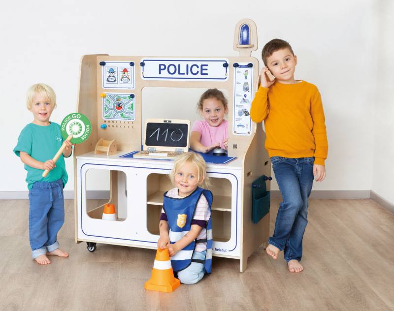 Beleduc - TWIN - STATION "FIRE BRIGADE & POLICE" Toys & Games