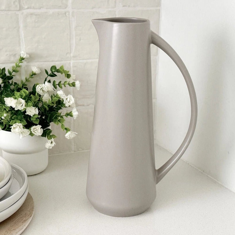 BIA - PARK WEST Tall Pitcher Home & Kitchen Black