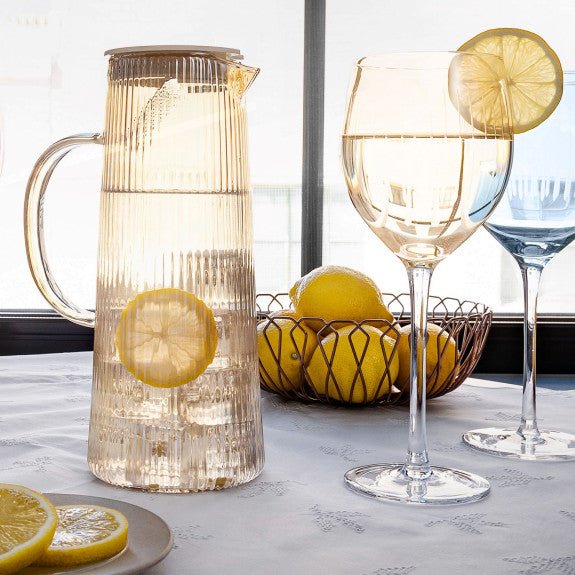 Brilliant - STRIPE AMBER JUG 0.75L Home & Kitchen