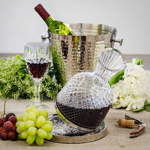 Brilliant - SWIRLING CRYSTAL CARAFE Home & Kitchen