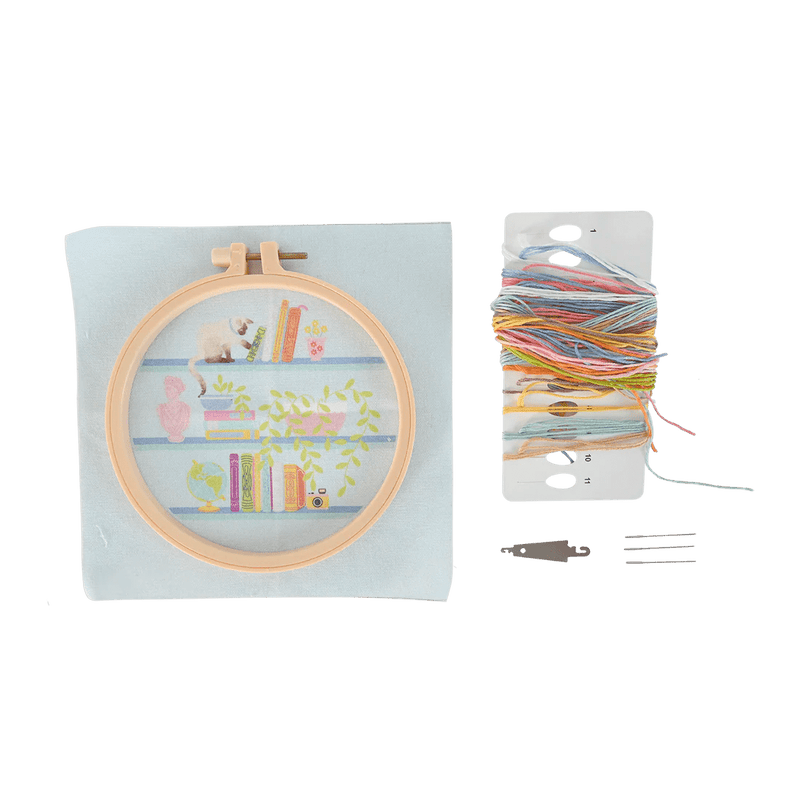 Broderie - BOOK LOVER EMBROIDERY KIT Arts & Crafts